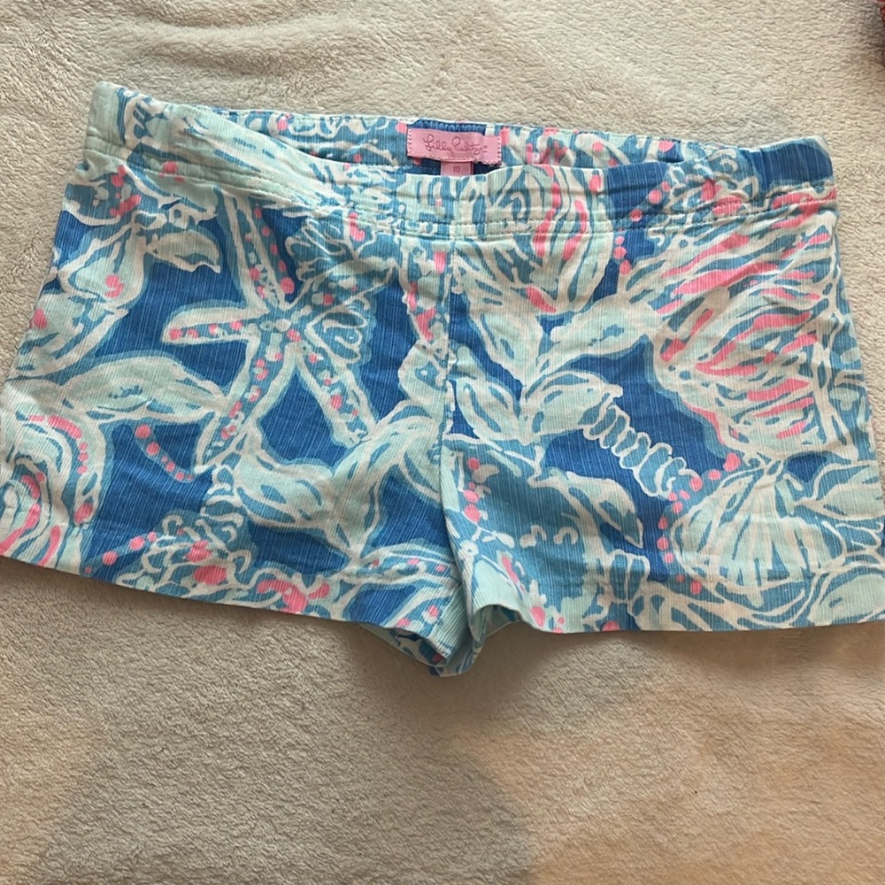 Lilly Pulitzer blue coral shorts